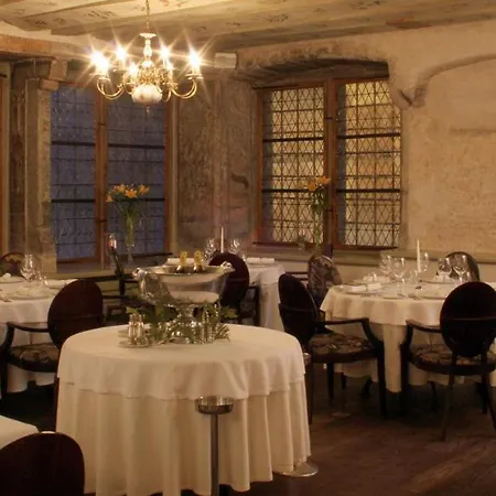 Medieval Appartamento Reval